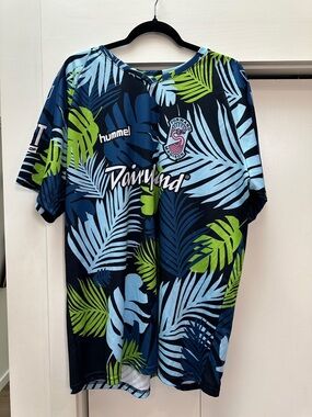 Hummel Forward Madison Hawaiian floral GK jersey